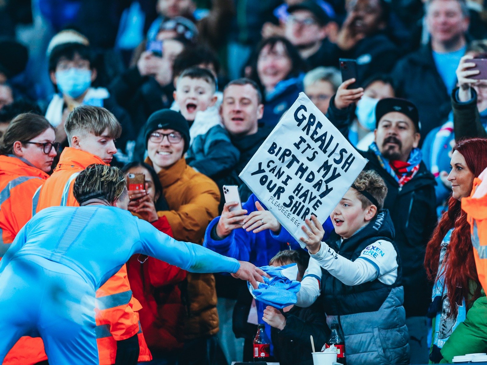 在寻找锋线 在寻找锋线